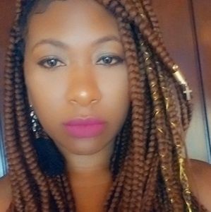 Meet your Posher, Timesha